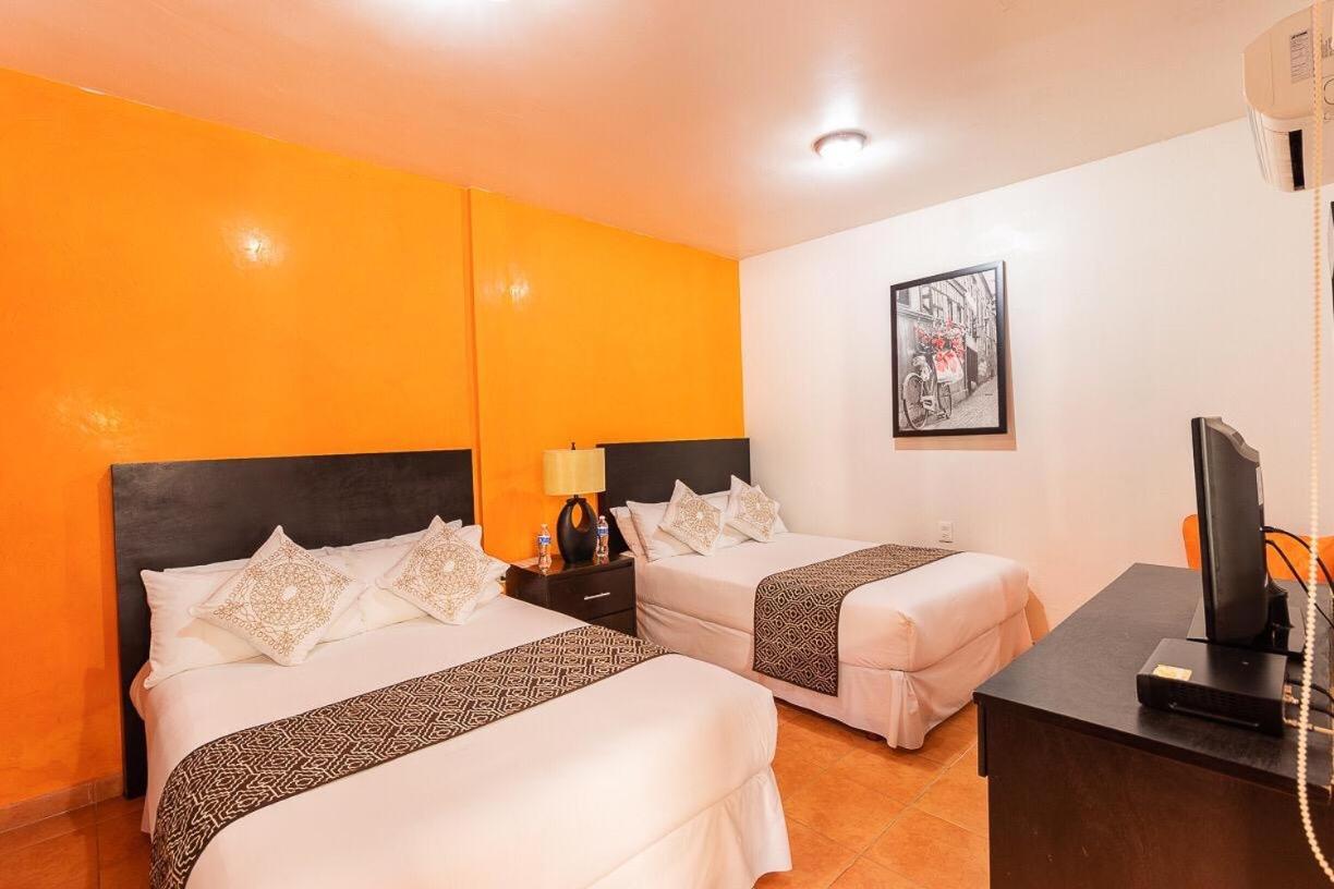 Hotel Dona Juana Тлакотаплан Екстериор снимка