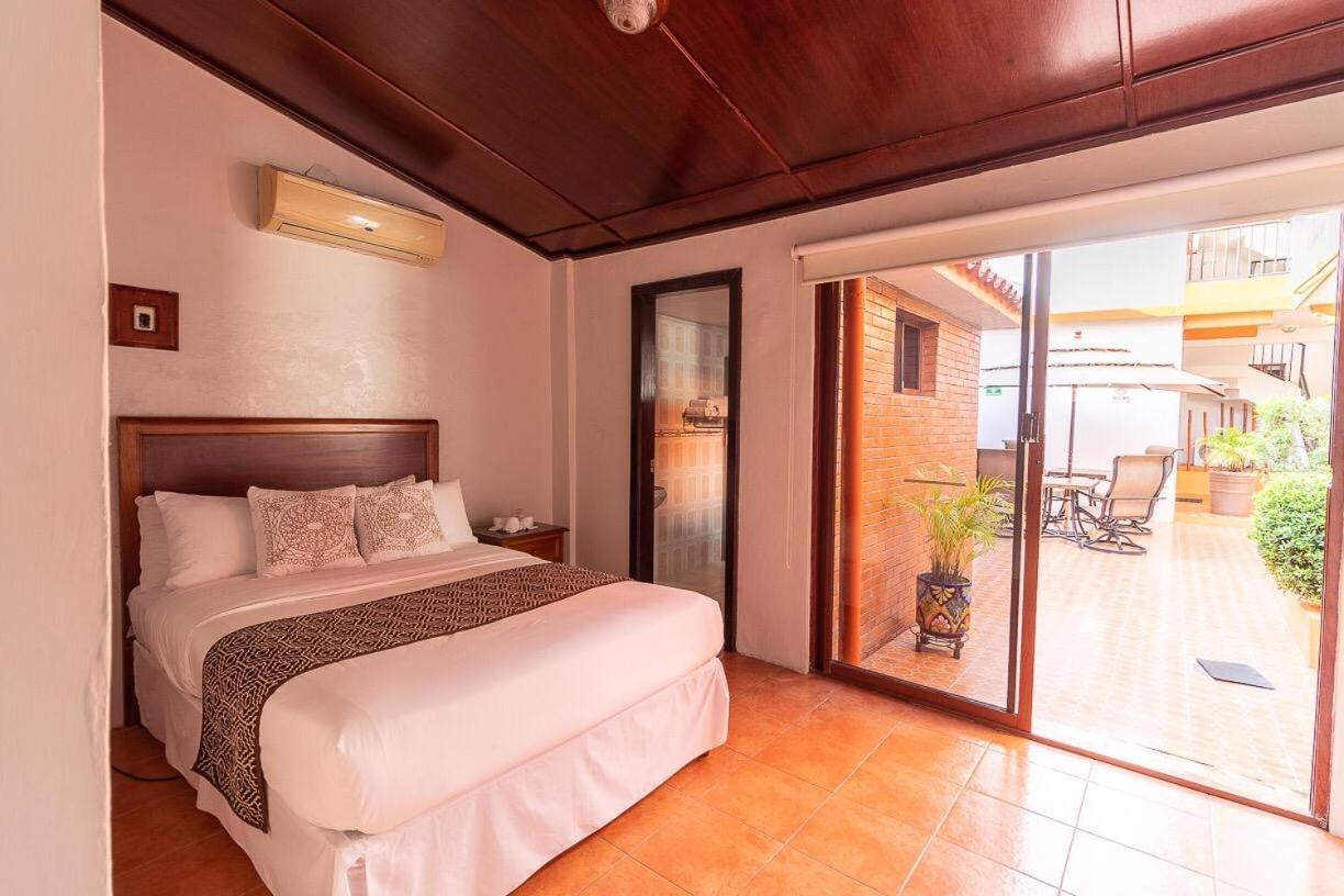 Hotel Dona Juana Тлакотаплан Екстериор снимка