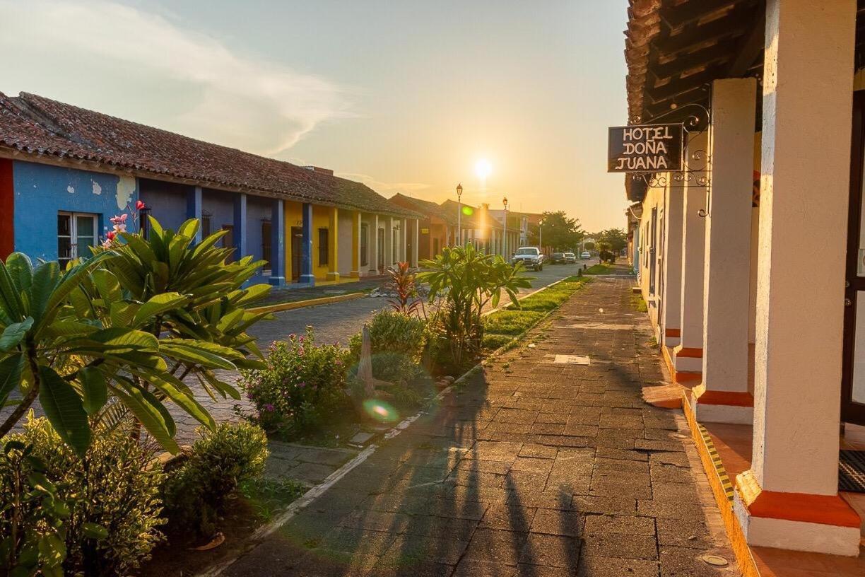 Hotel Dona Juana Тлакотаплан Екстериор снимка
